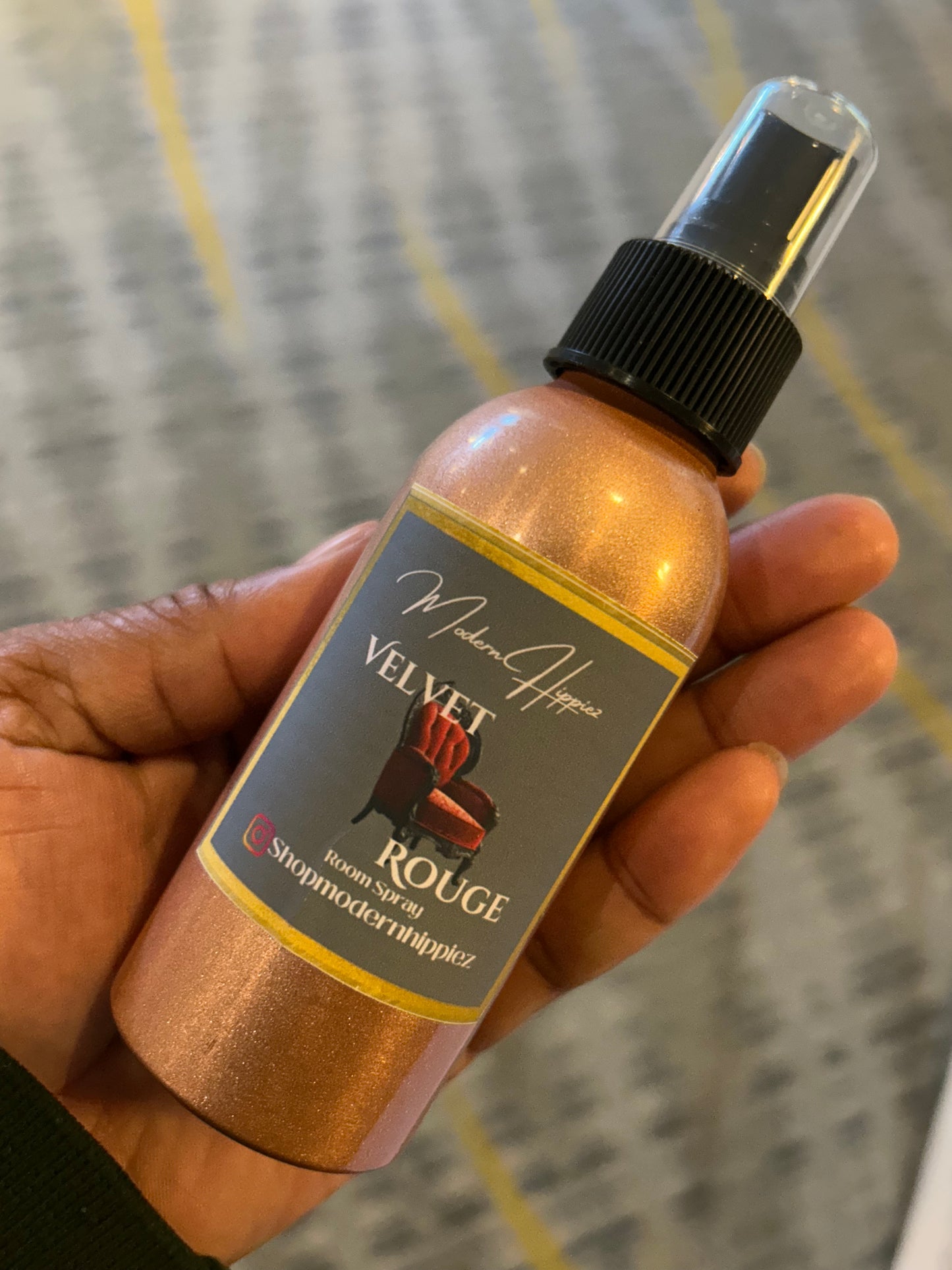 Velvet Rouge Room 4oz Spray