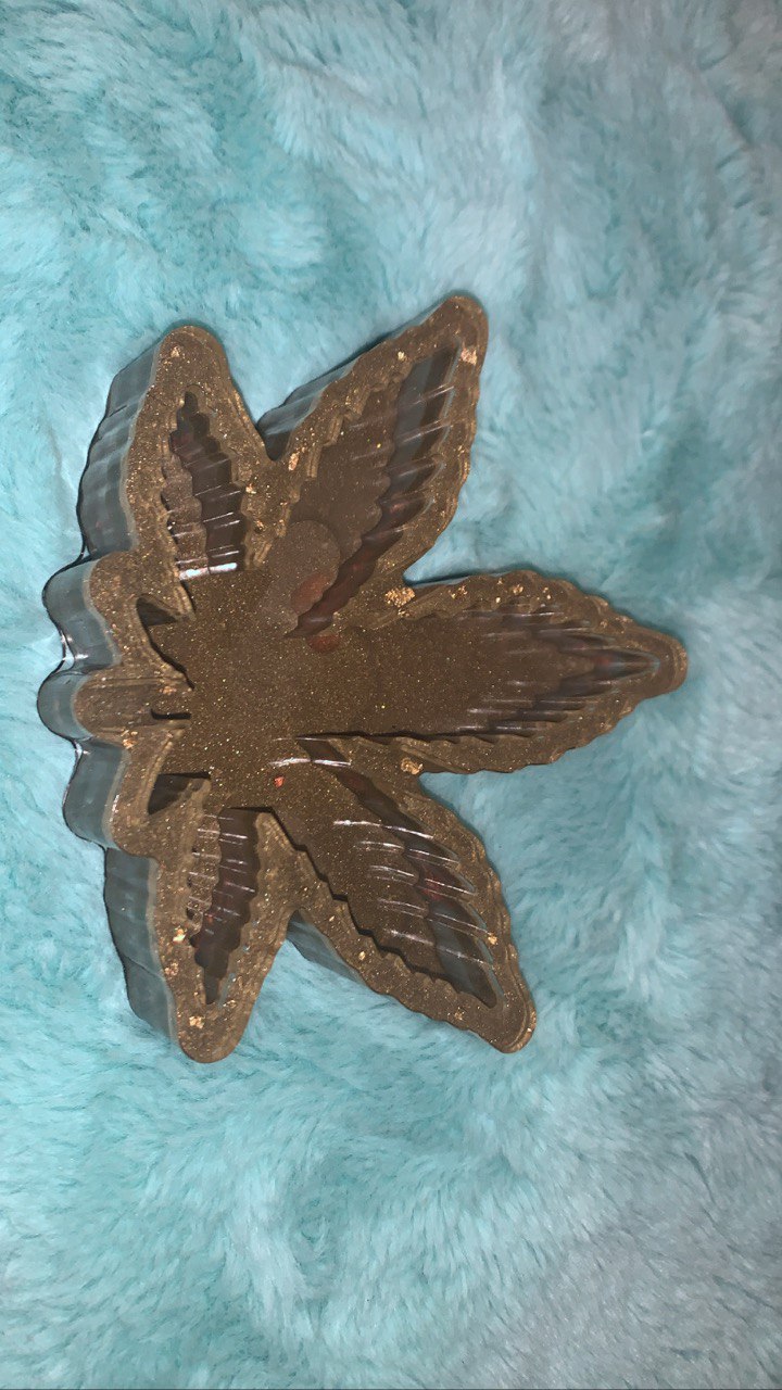 Large Ashtrays